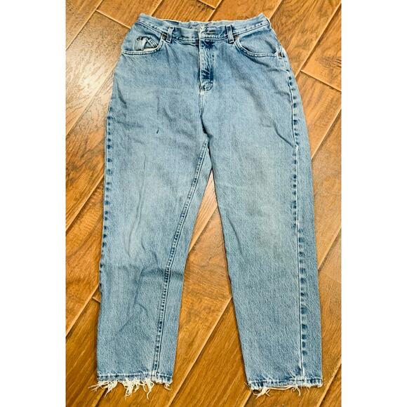 Vintage Lee Mom Jeans 31x27.5 Lightwash Tapered Leg Destroyed 5 Pocket 12" Rise - Picture 3 of 11
